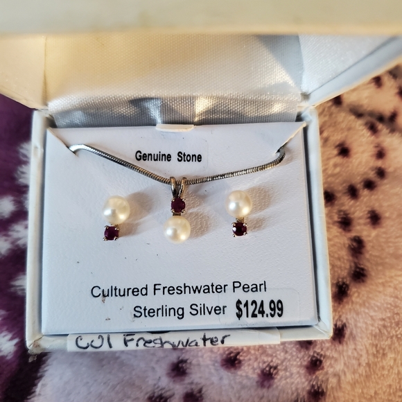 Vintage Cultured Freshwater Pearl and Ruby Sterling Silver Necklace&Earrings Set - Picture 2 of 2
